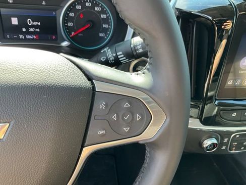 Used 2020 Chevrolet Traverse LT w/ LT Premium Package FWD image 13