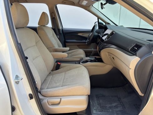Used 2021 Honda Pilot EX image 14