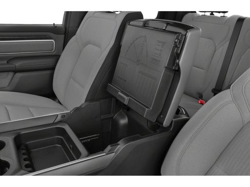 Used 2022 RAM 1500 Big Horn AWD/4WD image 9