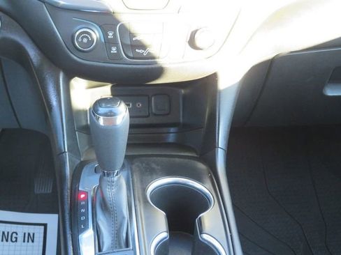 Used 2020 Chevrolet Equinox LT w/ LPO, Floor Liner Package image 27