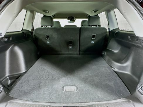 Used 2023 Jeep Grand Cherokee Laredo w/ Luxury Tech Group I image 27