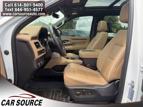 Used 2023 Chevrolet Suburban Premier AWD/4WD image 17