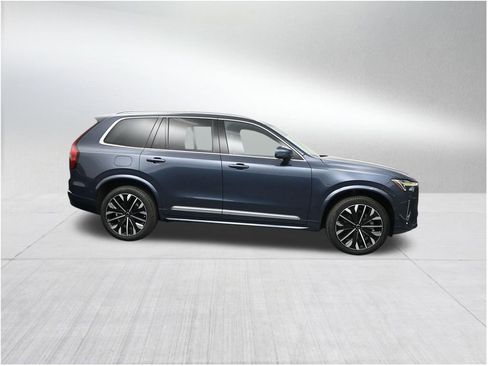 New 2026 Volvo XC90 B6 Plus w/ Protection Package Premier AWD/4WD image 6