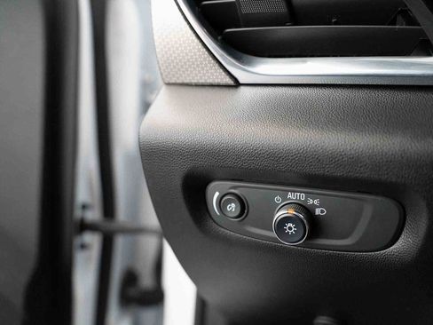 Used 2023 Chevrolet Traverse Premier w/ Redline Edition image 25