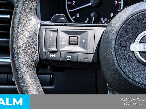 Used 2023 Nissan Rogue SV FWD image 26