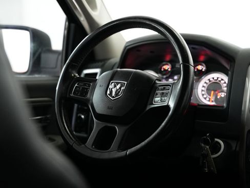 Used 2018 RAM 1500 Lone Star image 11