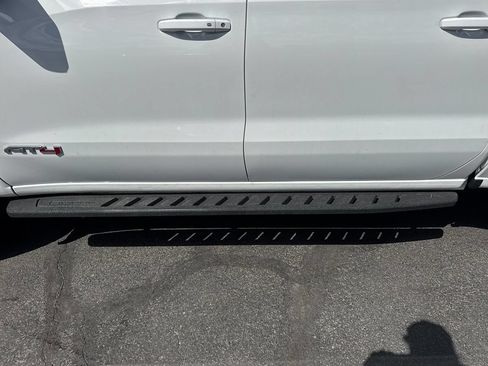 Used 2022 GMC Sierra 1500 AT4 w/ AT4 Premium Package AWD/4WD image 41