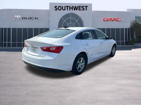 Used 2018 Chevrolet Malibu LS w/ LPO, Convenience Package 1 image 5