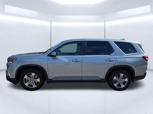 Used 2023 Honda Pilot EX-L image 7