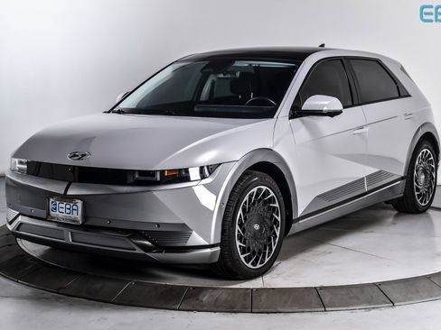 Used 2024 Hyundai Ioniq 5 Limited image 2