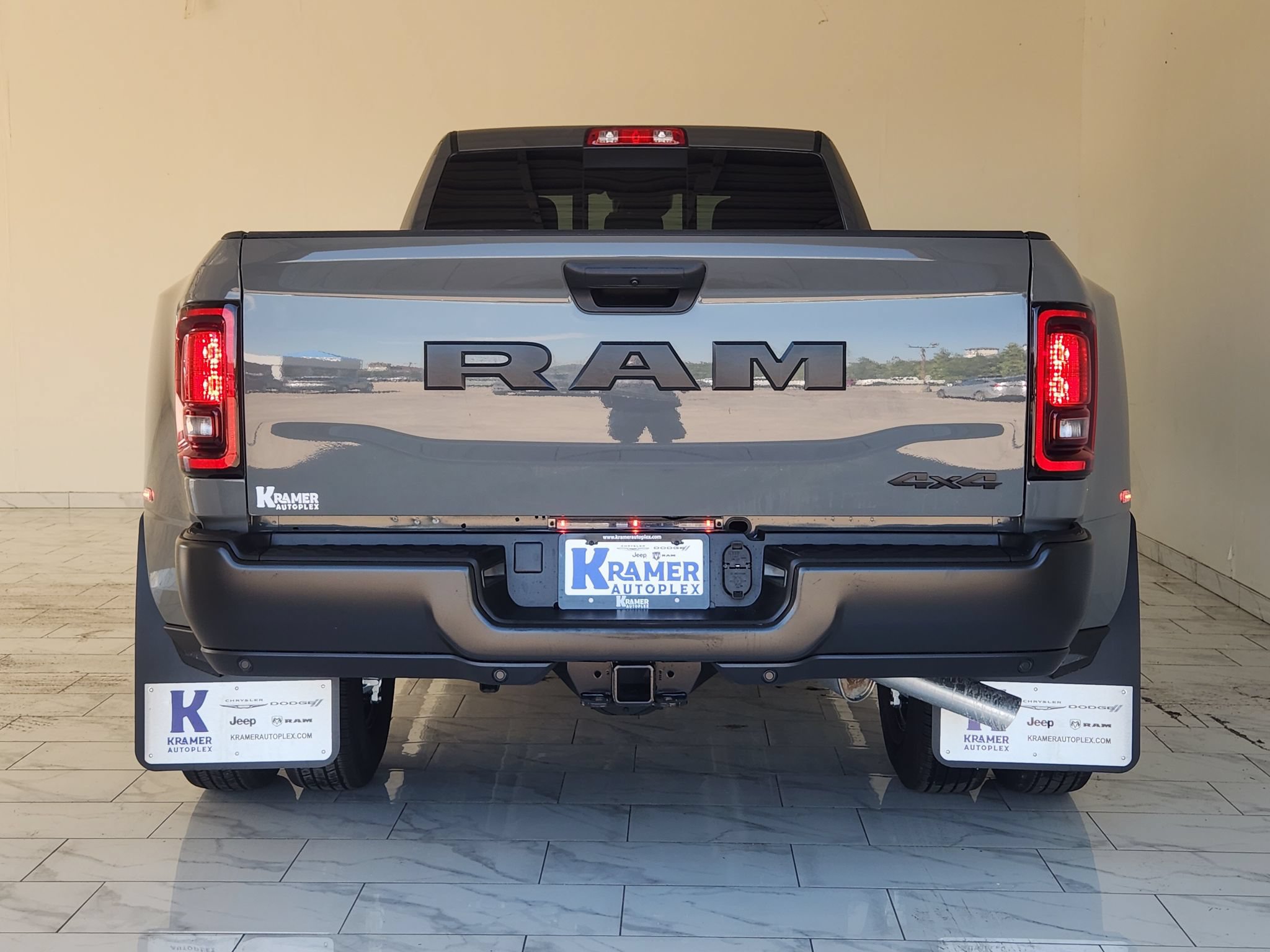 Used 2027 RAM 3500 Tradesman AWD/4WD image 5