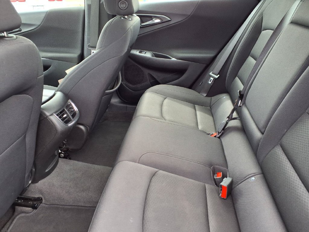 Used 2023 Chevrolet Malibu LT FWD image 11