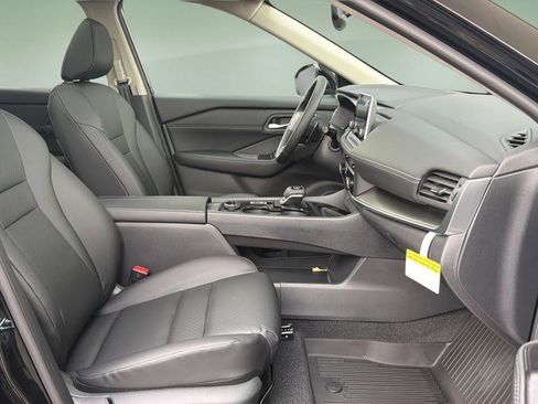 New 2026 Nissan Rogue SV AWD/4WD image 11