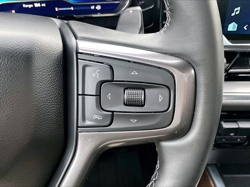 Used 2024 Chevrolet Silverado 1500 High Country w/ Z71 Off-Road Package image 18