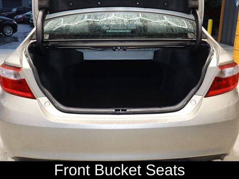 Used 2017 Toyota Camry SE image 13