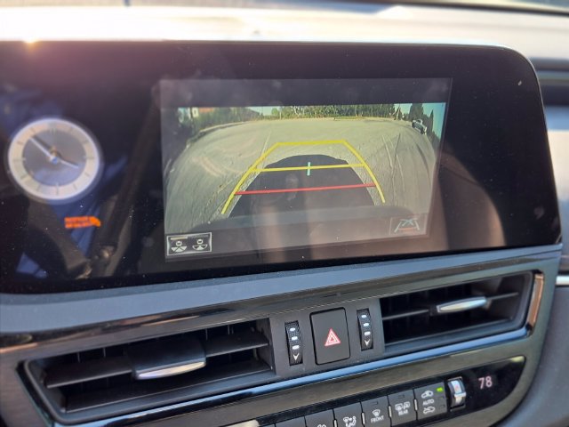 Used 2022 Lexus ES 350 w/ Accessory Package 2 FWD image 11