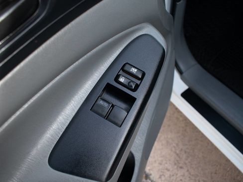 Used 2013 Toyota Tacoma PreRunner image 12