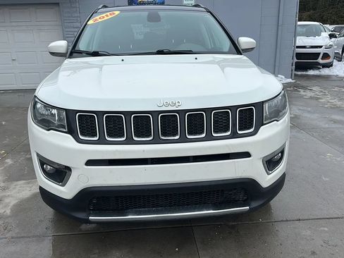 Used 2018 Jeep Compass Limited w/ Navigation Group image 2