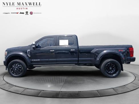 Used 2021 Ford F450 Platinum w/ FX4 Off-Road Package AWD/4WD image 13