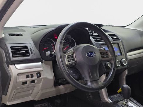 Used 2015 Subaru Forester 2.5i Premium w/ Popular Package #1 AWD/4WD image 16