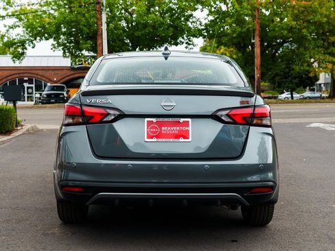 New 2025 Nissan Versa SR w/ Trunk Package image 5