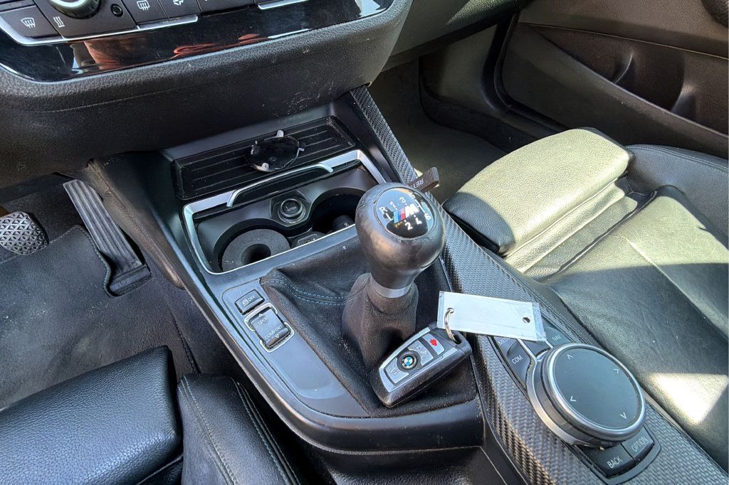 Used 2018 BMW M2 RWD image 23