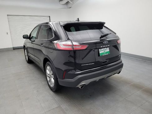 Used 2024 Ford Edge Titanium image 5
