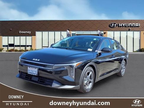 Used 2025 Kia K4 FWD image 1