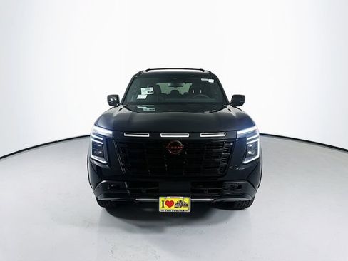 Used 2026 Nissan Armada PRO-4X AWD/4WD image 3