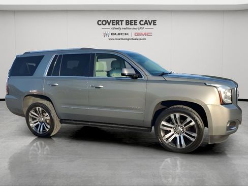 Used 2017 GMC Yukon Denali w/ Open Road Package image 12