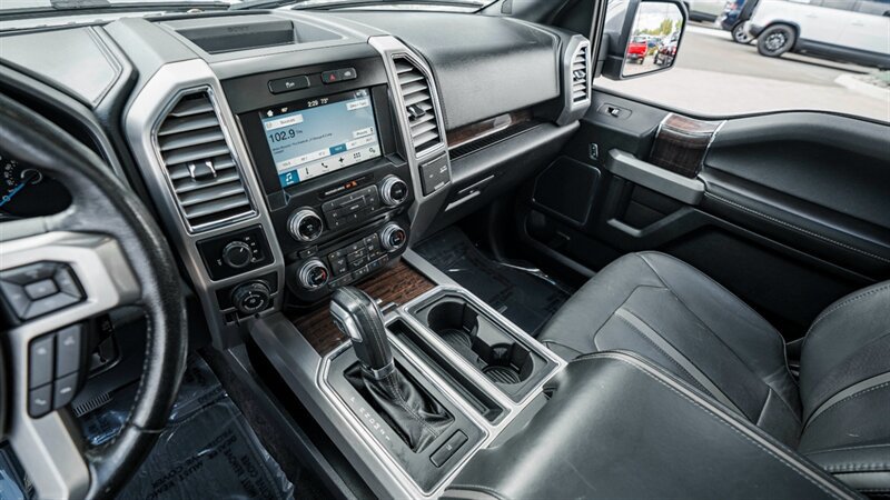Used 2016 Ford F150 Platinum w/ Equipment Group 701A Luxury AWD/4WD image 38