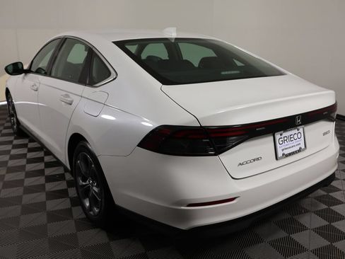 Used 2023 Honda Accord EX image 6