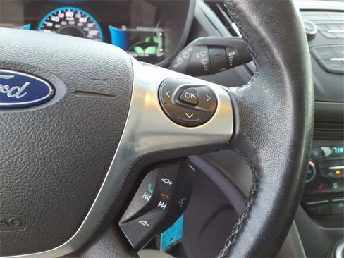 Used 2017 Ford C-MAX Energi SE w/ Equipment Group 402A image 17