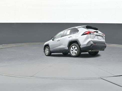 Used 2024 Toyota RAV4 LE image 37