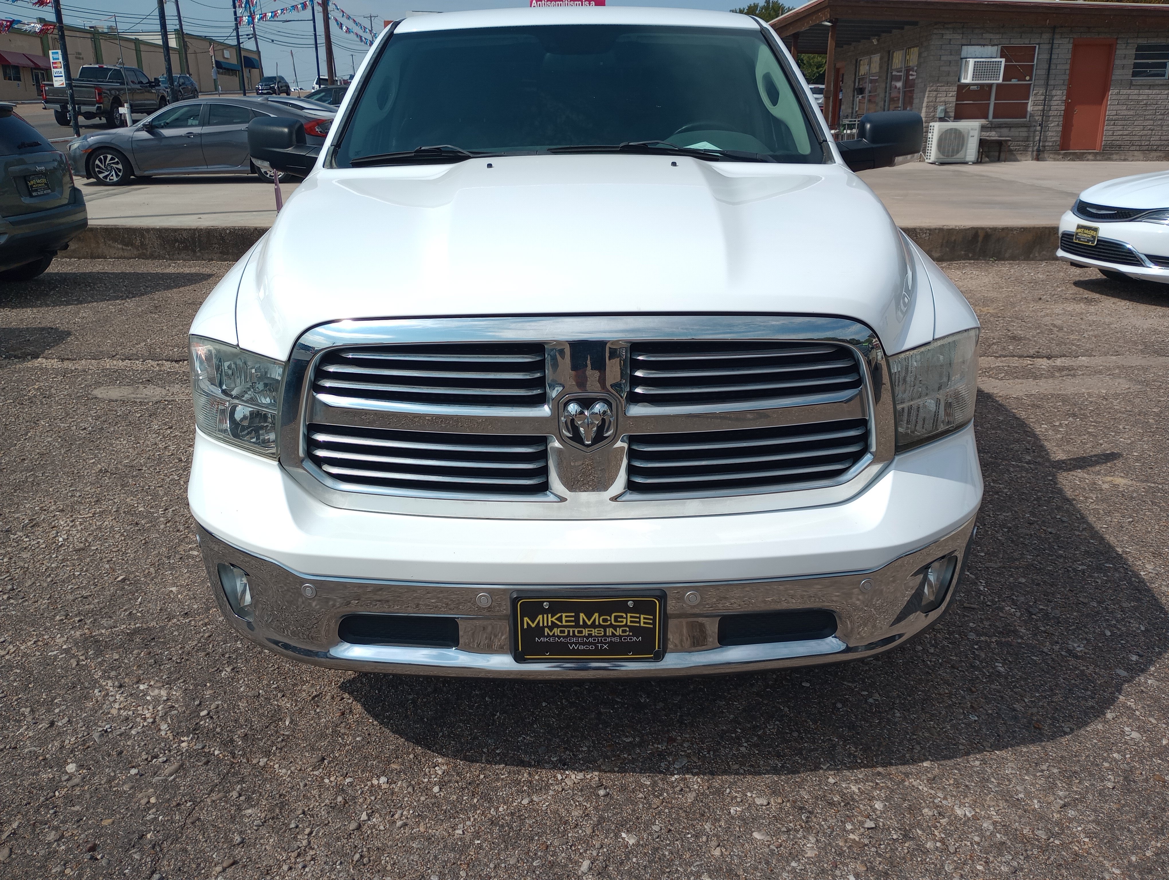 Used 2014 RAM 1500 Lone Star RWD image 2