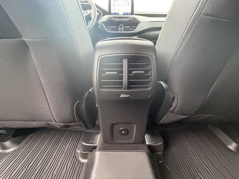 Used 2025 Ford Escape Active w/ Cold Weather Package AWD/4WD image 27