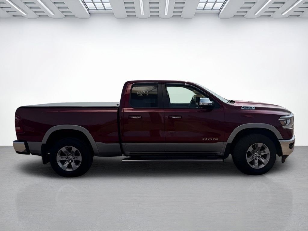 Used 2019 RAM 1500 Laramie AWD/4WD image 5