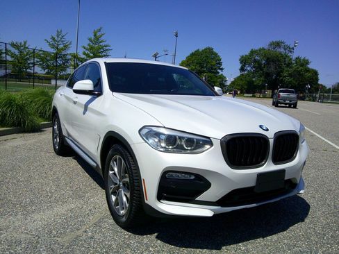 Used 2019 BMW X4 xDrive30i w/ Premium Package AWD/4WD image 9