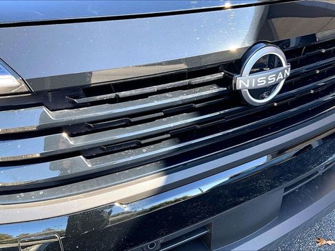 Used 2025 Nissan Kicks SR image 37