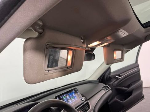 Used 2019 Honda Accord EX image 38