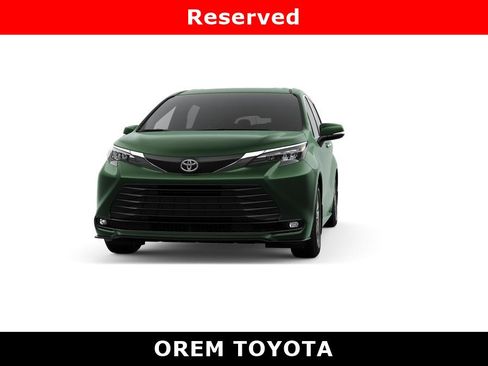 New 2026 Toyota Sienna XLE image 15