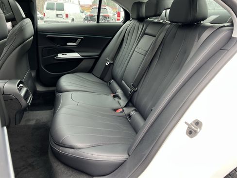 New 2026 Mercedes-Benz E 350 4MATIC Sedan image 22