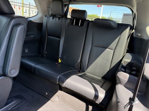 Certified 2025 Toyota Grand Highlander AWD image 33