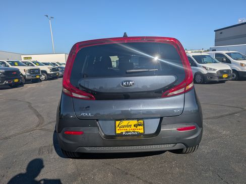Used 2020 Kia Soul EX w/ Option Group 015 FWD image 7