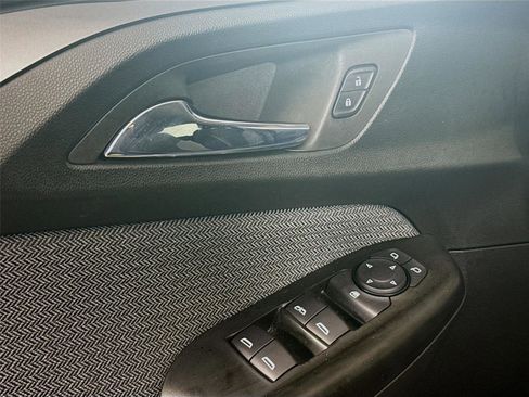 Used 2022 Chevrolet TrailBlazer LT image 18