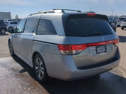 Used 2016 Honda Odyssey Touring Elite image 12