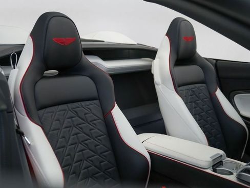 New 2026 Aston Martin Vanquish Convertible RWD image 34