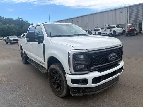 Used 2024 Ford F350 Lariat w/ Lariat Ultimate Package AWD/4WD image 2