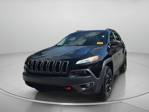 Used 2016 Jeep Cherokee Trailhawk w/ Comfort/Convenience Group image 10