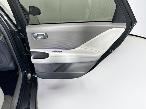 Used 2024 Hyundai Ioniq 6 SEL RWD image 32